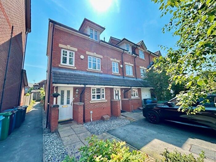 3 Bedroom End Of Terrace House For Sale In Fog Lane, Manchester, M19