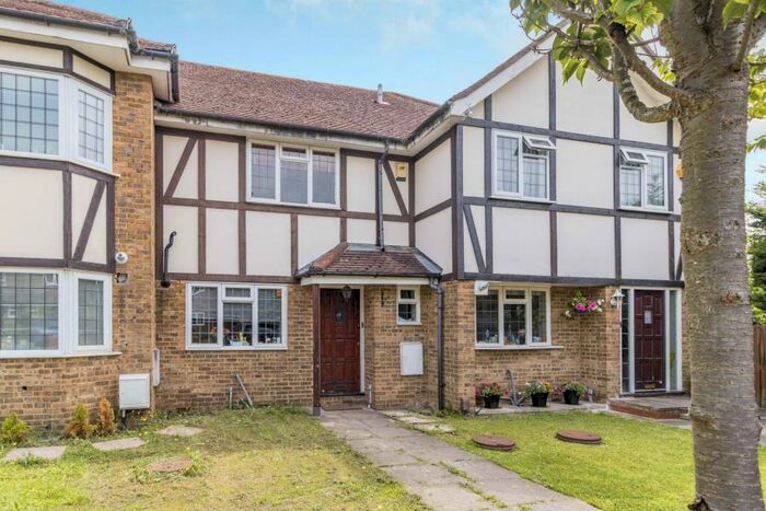 3 Bedroom Terraced House To Rent In Thrush Green, HA2