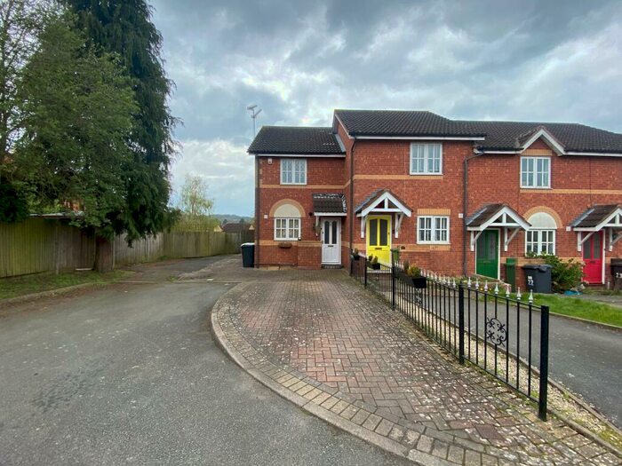 2 Bedroom End Of Terrace House To Rent In Fir Tree Close, Redditch, B97