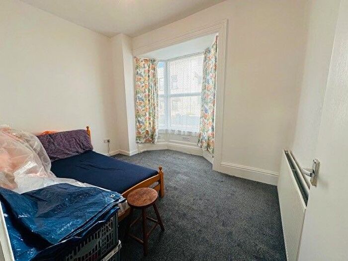 1 Bedroom Flat To Rent In London Road, Pembroke Dock, SA72