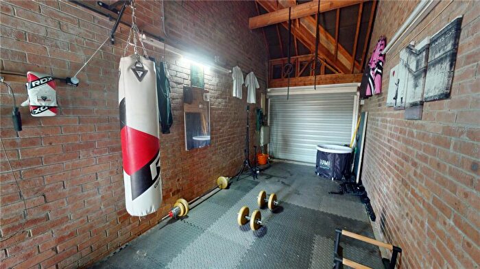1 Bedroom Bungalow For Sale In Greenfinch Close, Washington, NE38