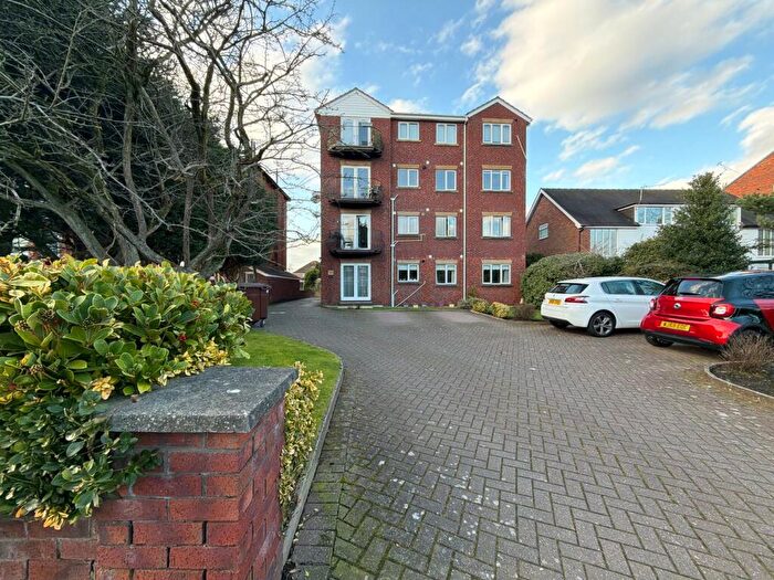 2 Bedroom Apartment To Rent In Elizabeth Court, Queens Road, Southport, PR9