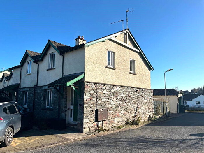 3 Bedroom Semi-Detached House For Sale In Hellens Court, Coniston, LA21