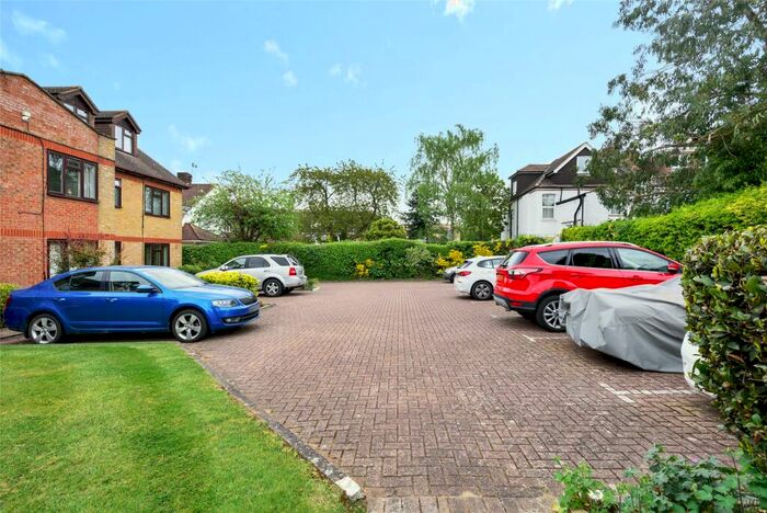 1 Bedroom Apartment For Sale In Stafford Road, Wallington, SM6