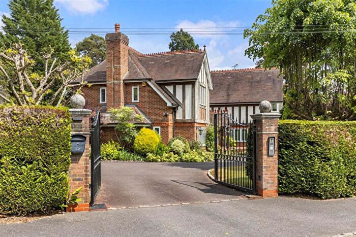 5 Bedroom Detached House For Sale In The Covert, Ascot, SL5