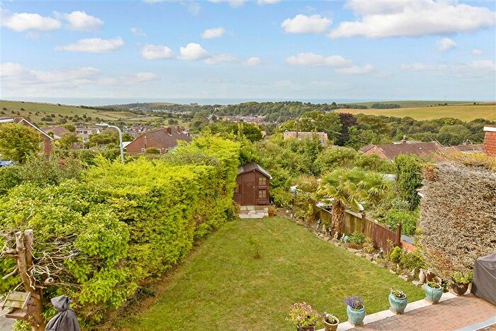 4 Bedroom Chalet For Sale In Rosedene Close, Woodingdean, Brighton, East Sussex, BN2