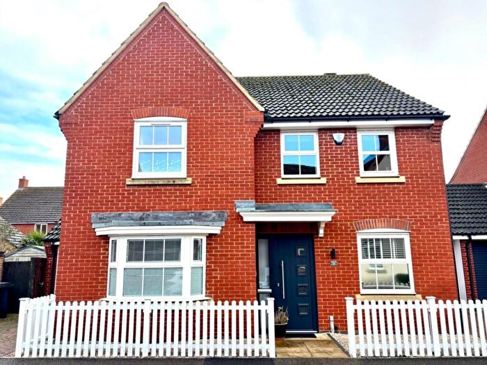 4 Bedroom Detached House For Sale In Plantation Way, Red Lodge, Bury St. Edmunds, IP28