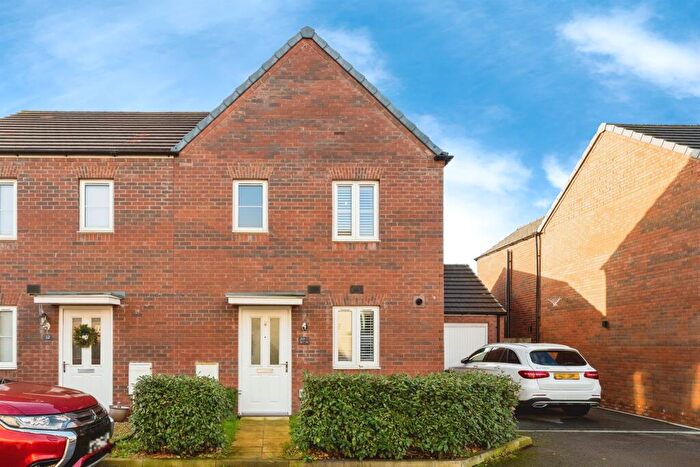 3 Bedroom Semi Detached House For Sale In Stryd Y Maswr, Llanelli, SA15