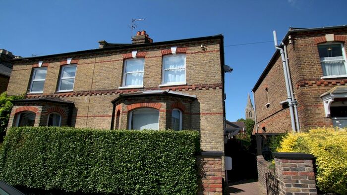 3 Bedroom Semi-Detached House To Rent In St. Marks Road, Windsor, SL4