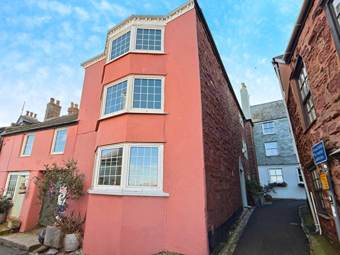 4 Bedroom End Of Terrace House For Sale In Market Street, Torpoint, PL10