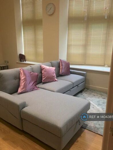 1 Bedroom Flat To Rent In Mcilroys Building, Reading, RG1