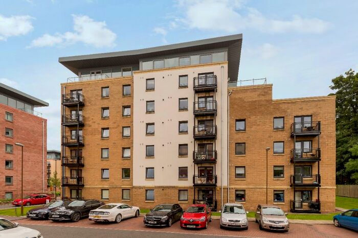 2 Bedroom Flat To Rent In Slateford Gait, Slateford, Edinburgh, EH11