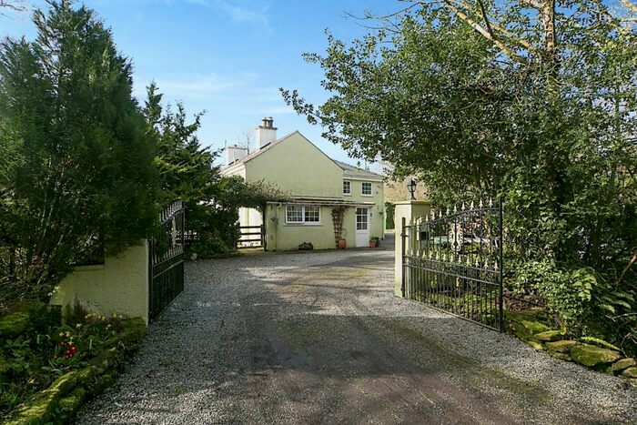 4 Bedroom Detached House For Sale In Tynyrardd, Llangristiolus, Anglesey, Sir Ynys Mon, Bodorgan, LL62