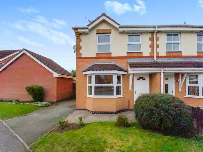 3 Bedroom House To Rent In Lancelot Close, Leicester Forest East, LE3