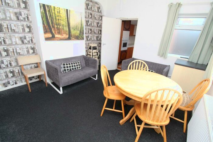 5 Bedroom Semi-Detached House To Rent In Marlborough Street, Dunkirk, Nottingham, NG7