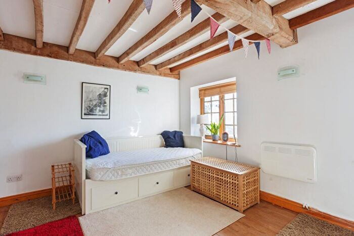 Flat To Rent In Cods Hill Beenham, RG7 - Photo 2