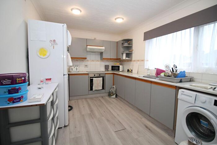 1 Bedroom Maisonette To Rent In Windermere Road, Holland-on-Sea, CO15
