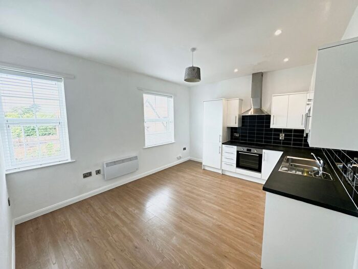 1 Bedroom Flat To Rent In Temple Street, Rugby, CV21