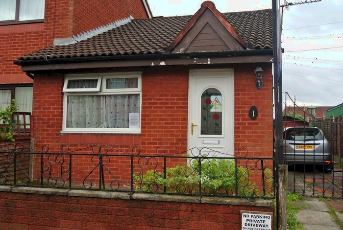 1 Bedroom Bungalow To Rent In Richard Burch Street, Bury, BL9