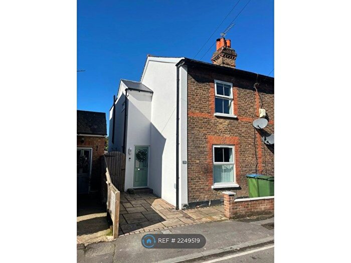 3 Bedroom Semi-Detached House To Rent In Weston Road, Thames Ditton, KT7