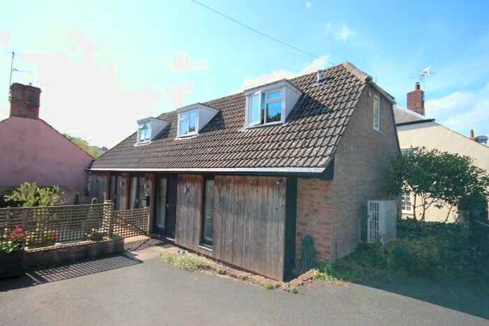2 Bedroom Barn Conversion To Rent In Shute Street, Taunton, TA4