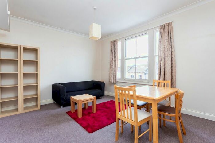 2 Bedroom Flat To Rent In Riversdale Road, London, N5