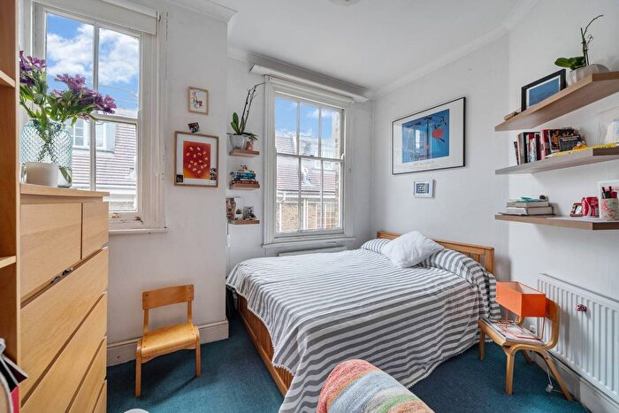 3 Bedroom Flat For Sale In Beaufort House, Chelsea, London, SW3