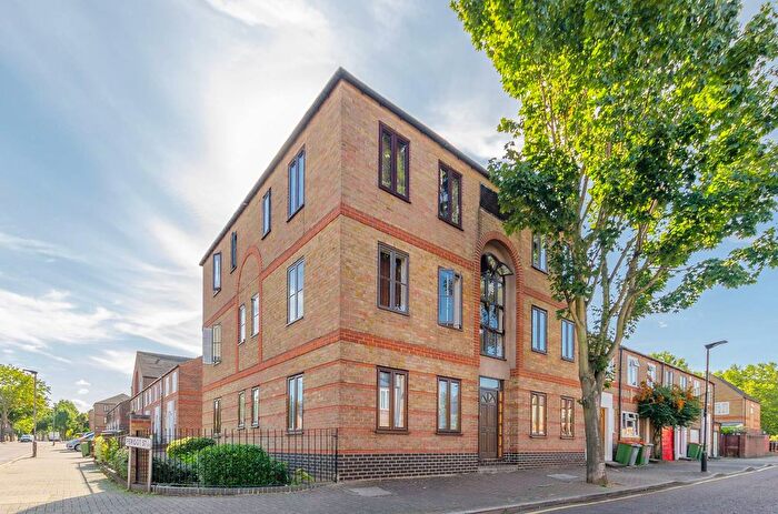 1 Bedroom Flat For Sale In Kingfisher Street, Beckton, London, E6