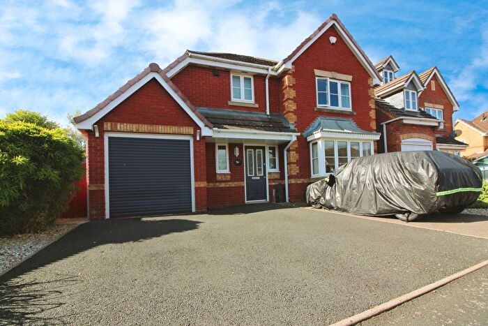 4 Bedroom Detached House For Sale In Lingfield Road, Cannock, WS11