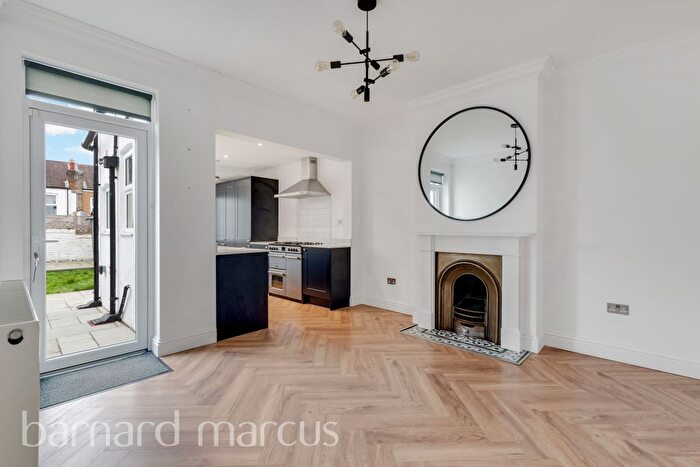 2 Bedroom Semi-Detached House To Rent In Montpelier Road, Sutton, SM1