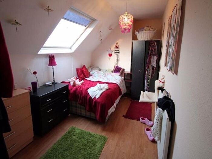 1 Bedroom Flat To Rent In Midland Road, Leeds, LS6