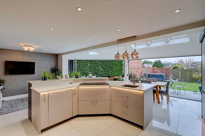 4 Bedroom Detached House For Sale In Todd Close, Holmer Green, Buckinghamshire, HP15