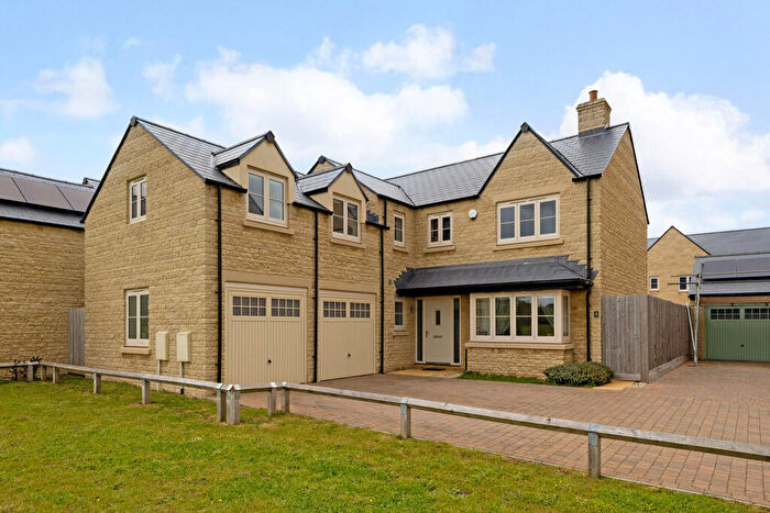 5 Bedroom House For Sale In South Cerney, Cirencester, GL7
