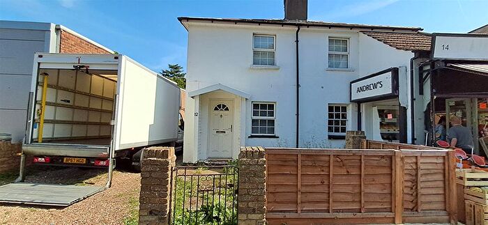 3 Bedroom Property To Rent In High Road, Bushey Heath, WD23