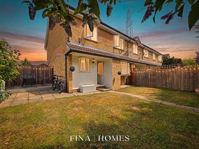 2 Bedroom End Of Terrace House For Sale In Clayworth Close, Sidcup, DA15