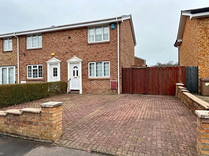 2 Bedroom Semi Detached House For Sale In Mainscroft, Erskine, Renfrewshire, PA8