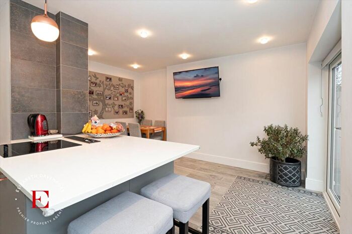 3 Bedroom Terraced House For Sale In Bathway Road, Finham, CV3