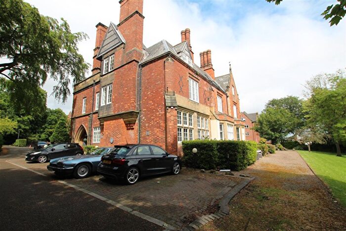 1 Bedroom Flat To Rent In The West Wing, Dame Margaret Hall, The Avenue, Washington, NE38