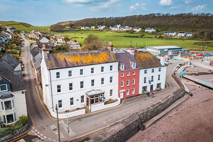 6 Bedroom Town House For Sale In Dale, SA62