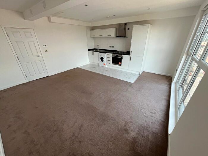 1 Bedroom Flat To Rent In Nottingham Road, Loughborough, LE11