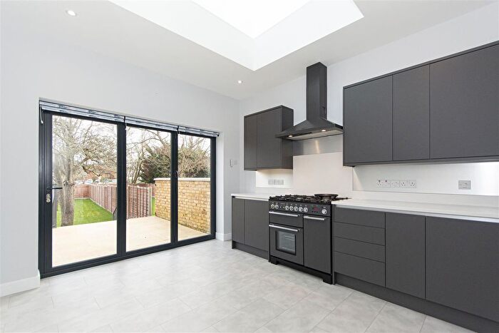 3 Bedroom Property To Rent In Norbury Avenue, London, SW16