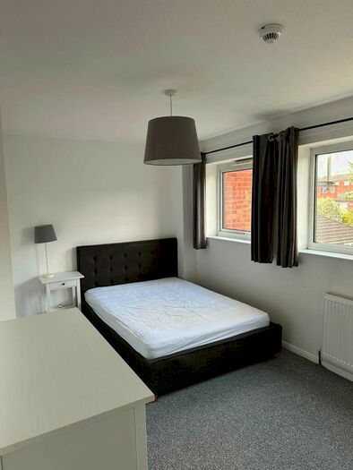 5 Bedroom House To Rent In Britten Close, Colchester, Essex, CO4