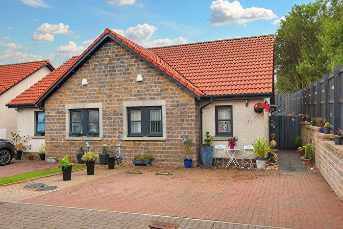 2 Bedroom Bungalow For Sale In Joe Temperley Wynd, Lochgelly, KY5