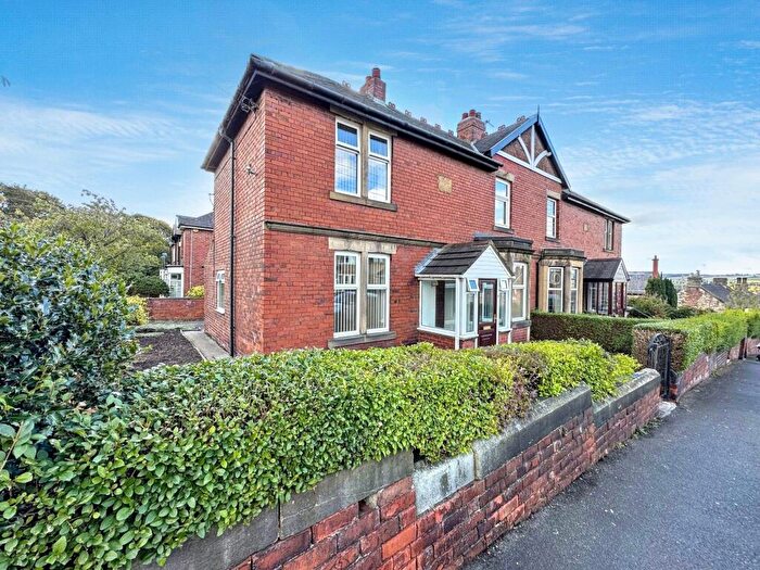 2 Bedroom Semi-Detached House For Sale In The Avenue, Birtley, Chester Le Street, Tyne And Wear, DH3