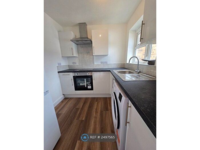 1 Bedroom Terraced House To Rent In Colmworth Close, Lower Earley, Reading, RG6