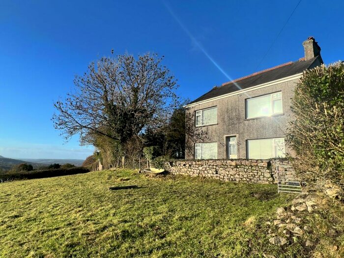 3 Bedroom Detached House For Sale In Tirycoed Road, Glanamman, Ammanford, Carmarthenshire., SA18