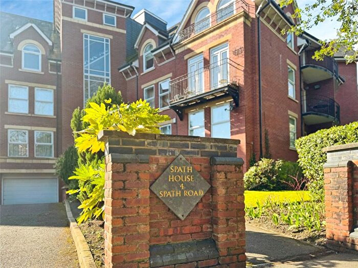 2 Bedroom Flat To Rent In Spath Road, West Didsbury, Manchester, M20