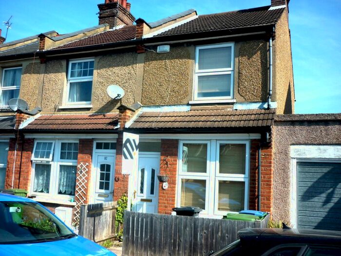 2 Bedroom Terraced House To Rent In Cecil Street, WD24