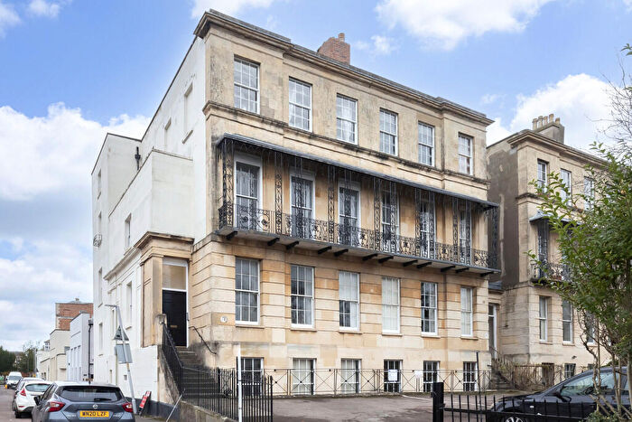 1 Bedroom Apartment To Rent In Lansdown Place, Cheltenham, GL50