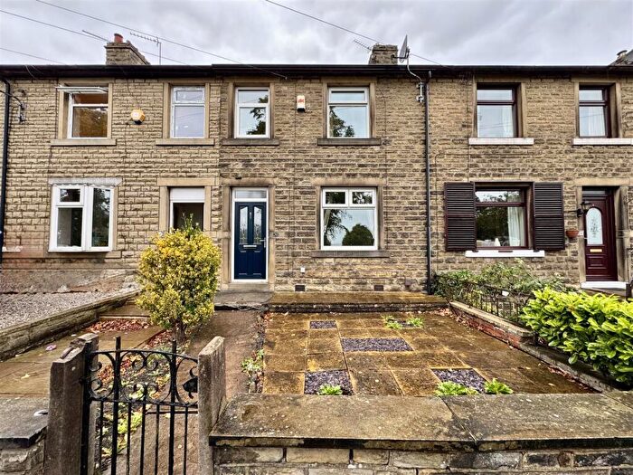 2 Bedroom Terraced House To Rent In Lister Street, Moldgreen, Huddersfield, HD5